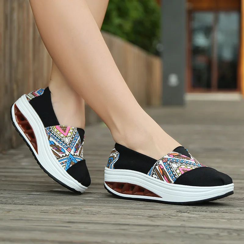 Повседневная женская обувь Туфли с подошвой из вулканизированной резины Лоферы