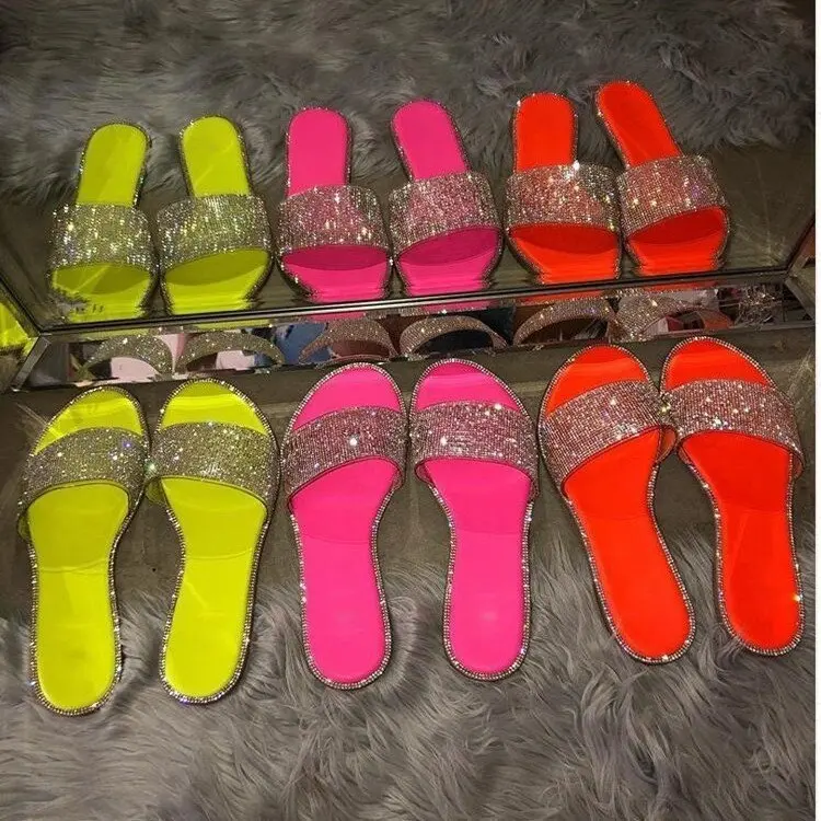 

Glitter Slippers Women Summer Sandals Fashion Bling Female Candy Color Flip Flops Beach Diamond Flat Sandals Zapatillas Mujer