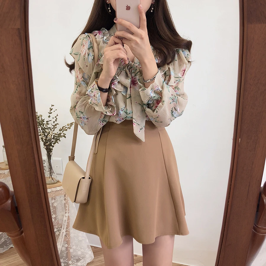 Женская рубашка из полиэстера с V-образным вырезом и винтажным принтом | одежда