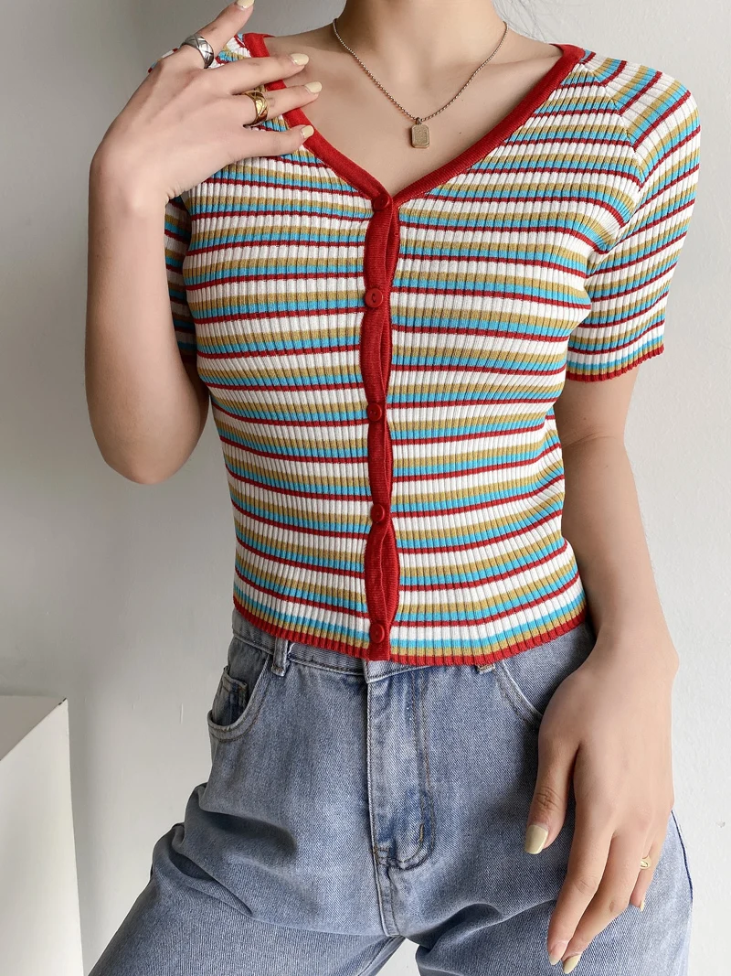 

JCKILIG Rainbow Stripe Short Sleeve T-Shirt 2021 New Slim V-Neck Y1010