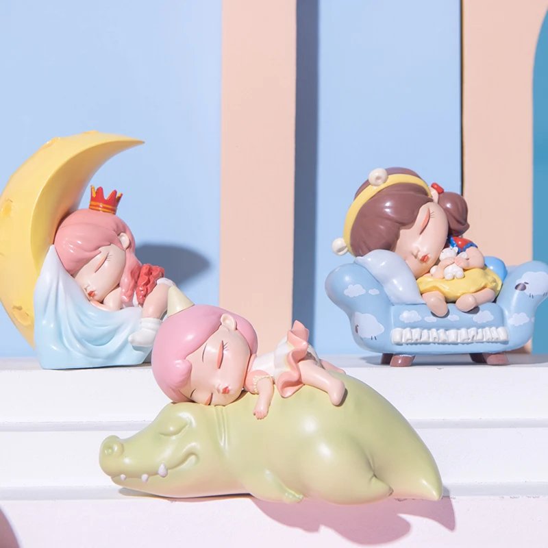 

White Night Fairytale Sweet Dream Kingdom Blind Box Decoration Doll Figurine Hand-made Action Doll Cute Kawaii Boy Birthday Gift