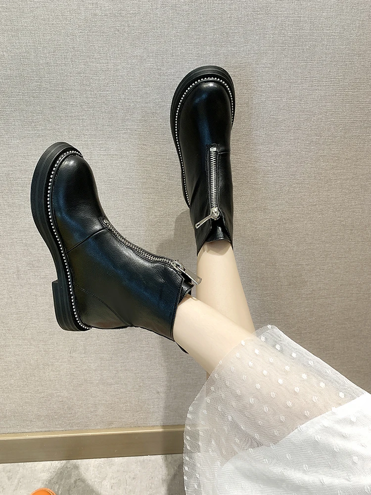 

European style autumn new Martin boots locomotive boots short boots front zipper wild rivet flat shoes net red women's shoes