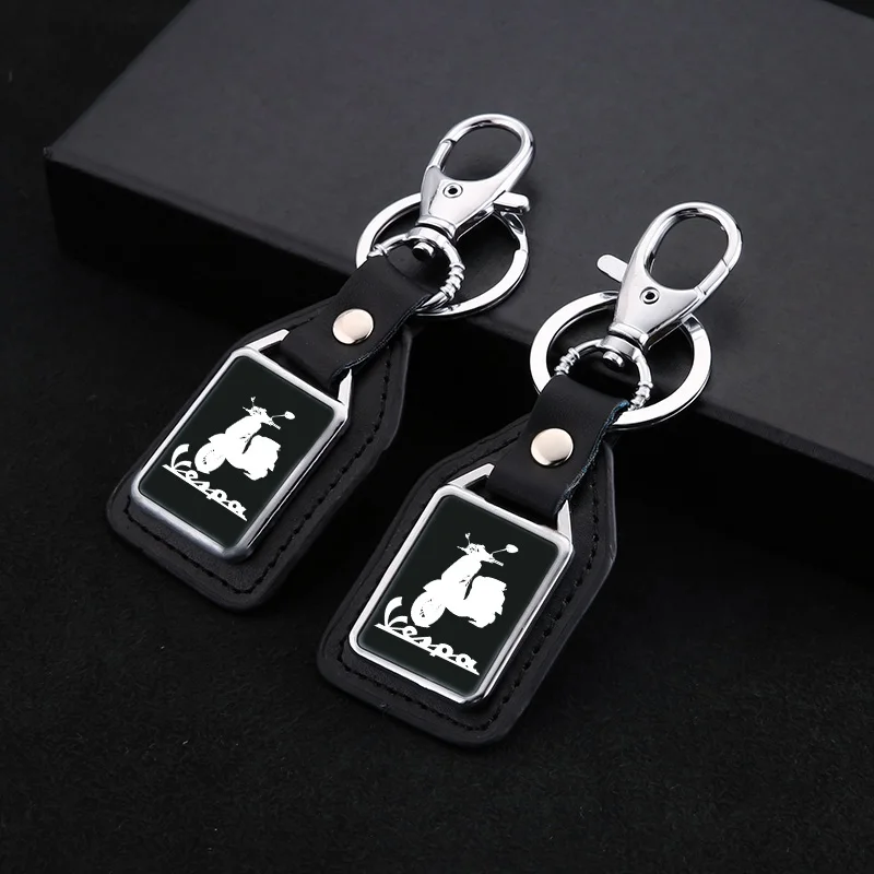 

Motorcycle Leather Fashion keychain Keyring For Piaggio Vespa Primavera 150 SPRINT 150 GTS 300 ie LXV 125 125 200 Accessories