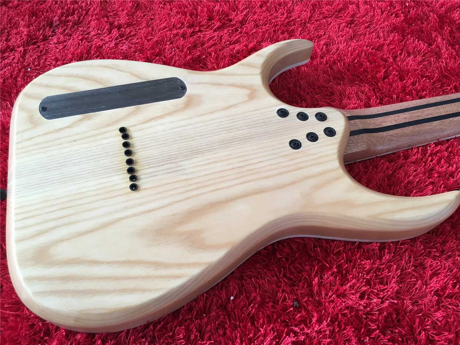 Китайский заводской товар Модель черной машины на 8 струн Бесплатная доставка |