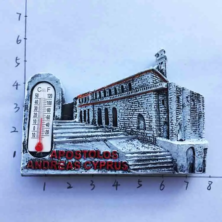 Магнитный сувенир на холодильник Кипр лодка дельфины карта Классическая