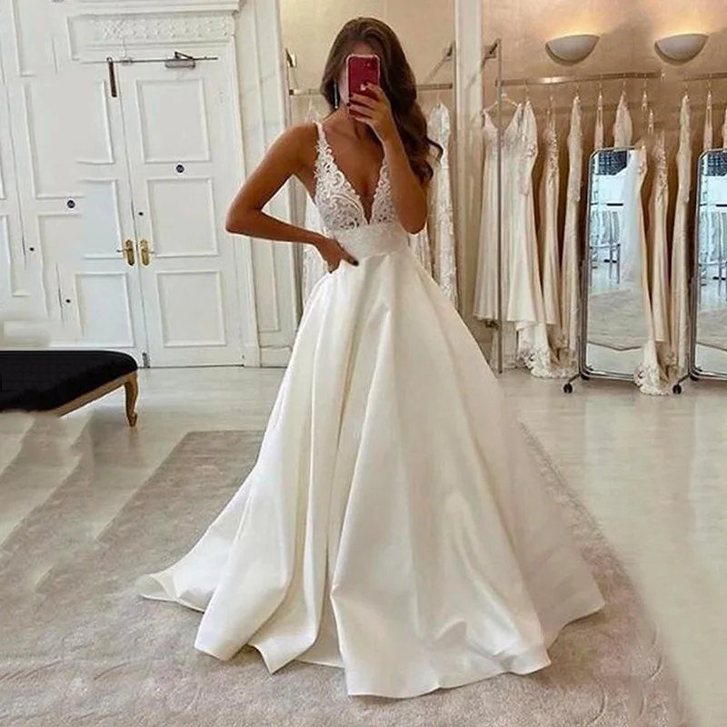 Купи 2022 Vintage Wedding Dress Sexy Backless White/Ivory A-line lace Beach Bridal Dress Boho Satin Bridal Gowns vestido de noiva за 5,260 рублей в магазине AliExpress