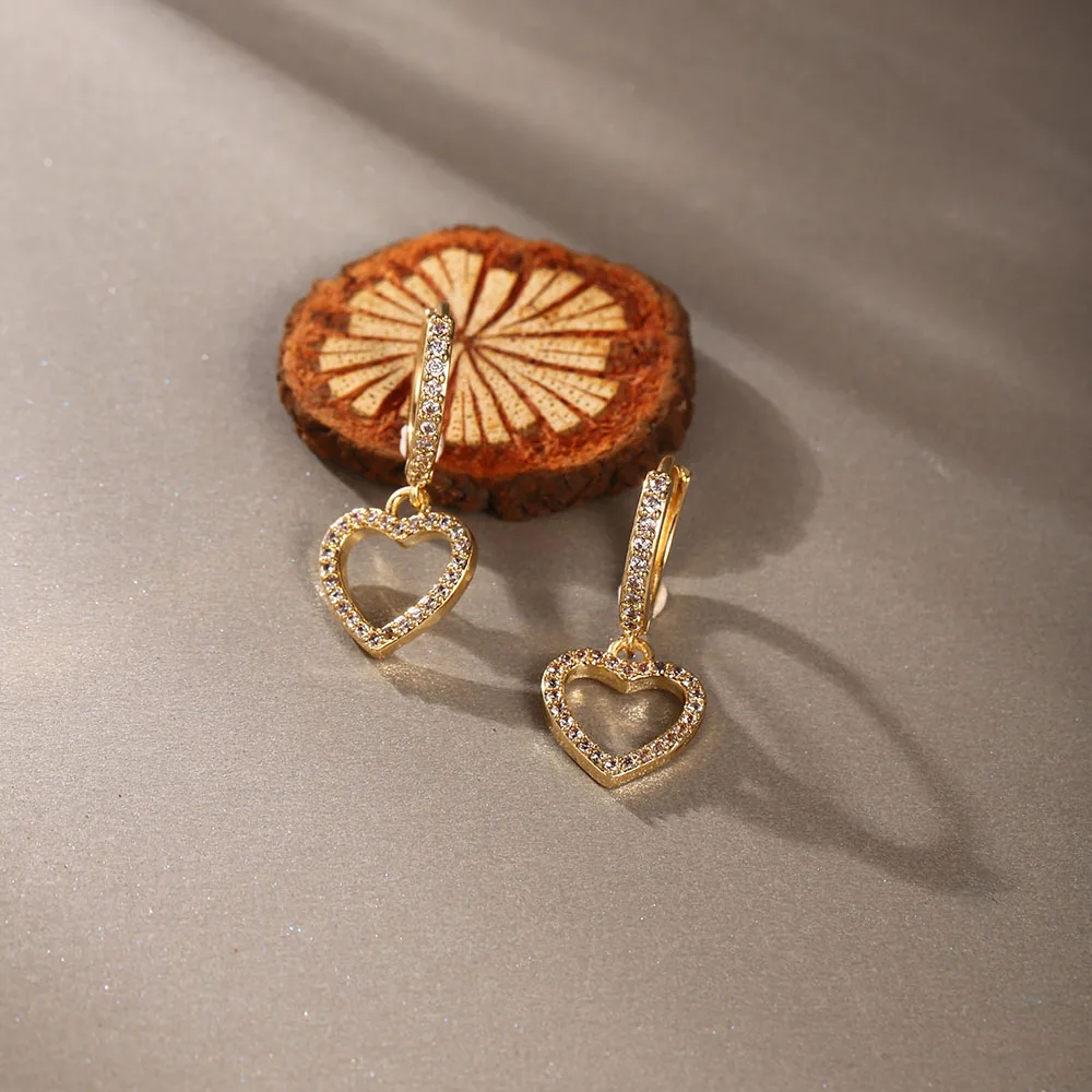 

Small Exquisite Love Copper Hoop Earrings For Womens Earrings Girls Zircon Hook Dangle Earrings Birthday Party Jewelry Gifts
