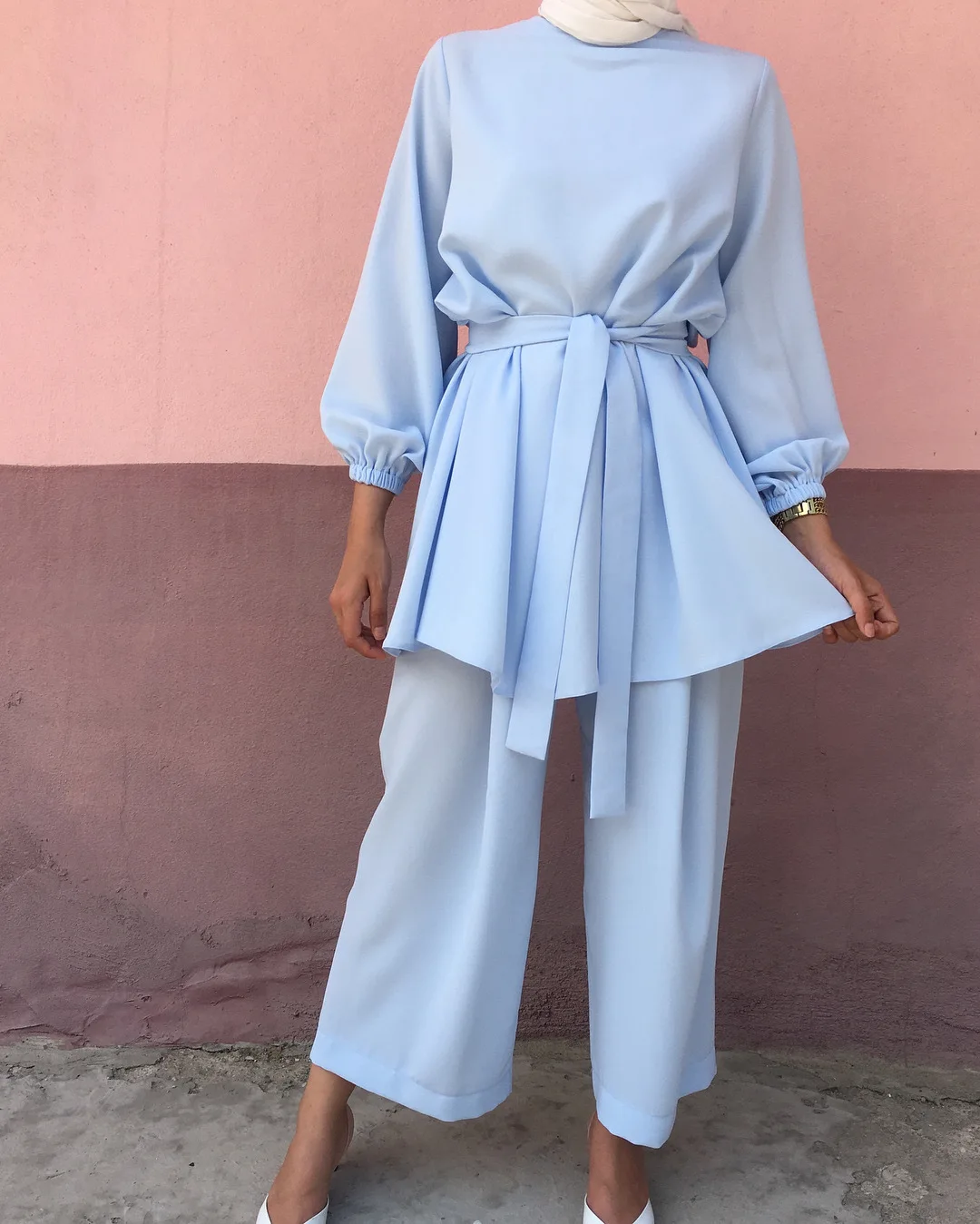 

Hot Style Arabic Women Outfits Muslim Dubai Turkey Two Pieces Long Sleeves Top + Pants Fashion Sets with Sash Middle East Female