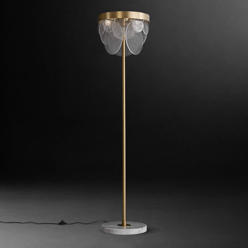 Минималистичная латунная Напольная Лампа в стиле пост-модерн художественная