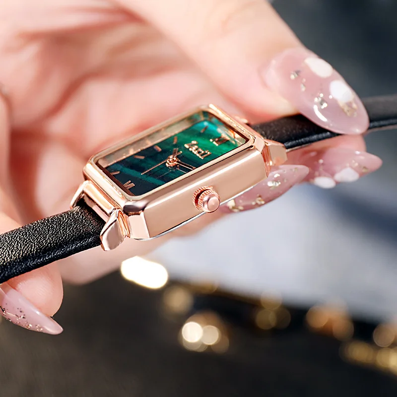 В виде сердца Для женщин Роскошные Кварцевые часы с кожаным ремешком и Цвет