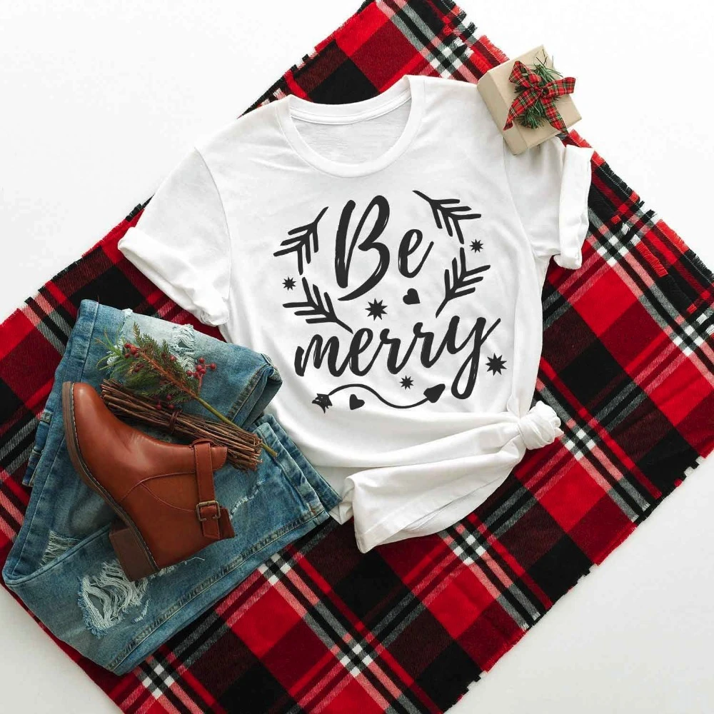 

Женская футболка с надписью Be Merry новогодние майки, хлопковая Футболка с графическим принтом в стиле Харадзюку, подарок для женщин, K184