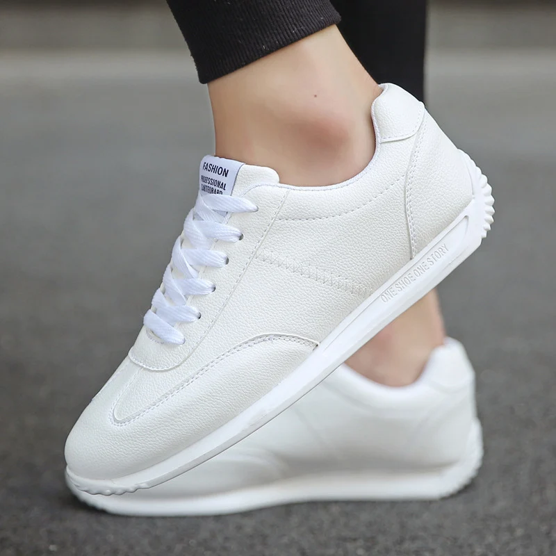 

Men Casual Shoes Women Running Shoes Sports White Shoes Zapatillas Mujer Deportiva Womens Shoes Womens Fashion Sneakers 2020 New