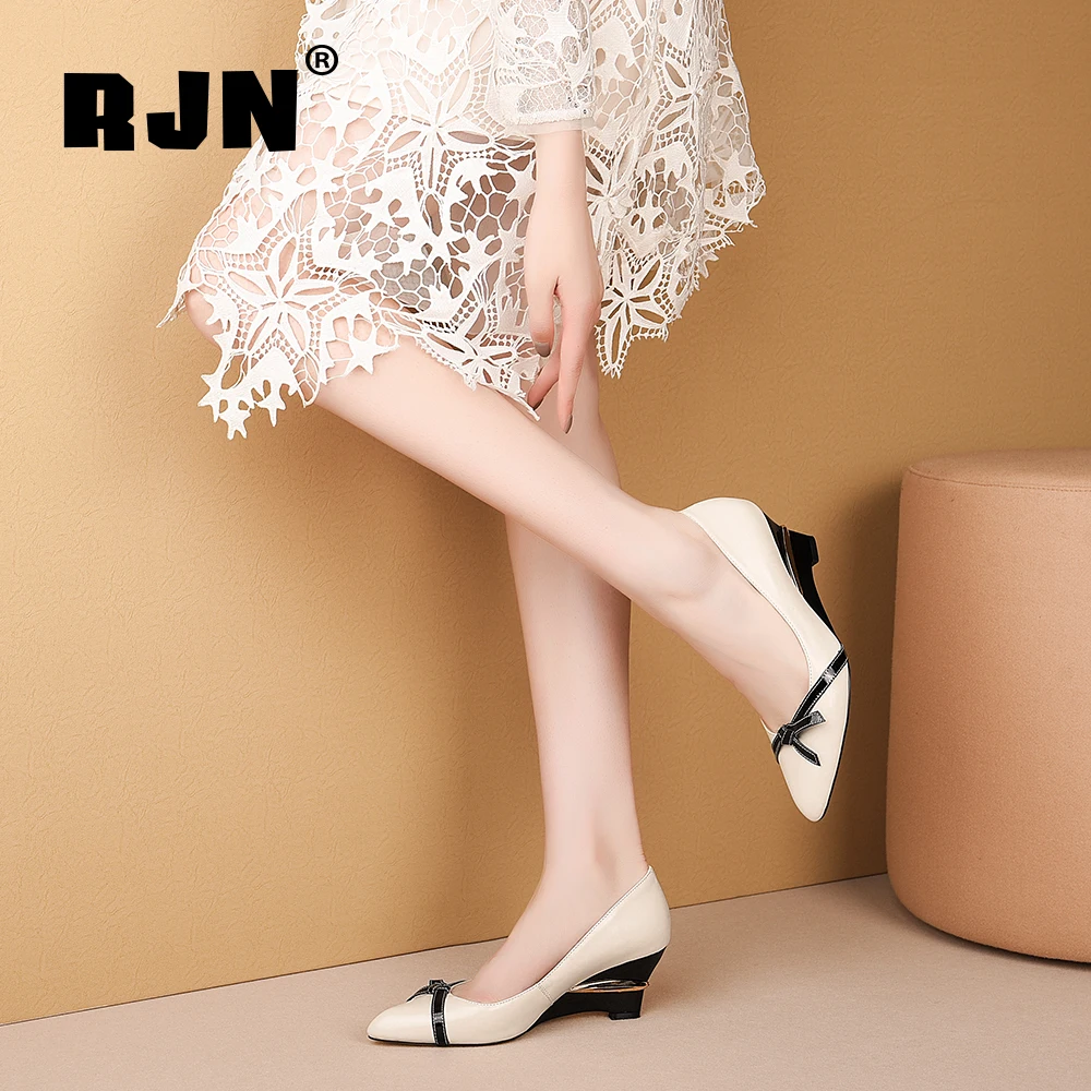

Туфли RJN женские из натуральной коровьей кожи, на высокой танкетке, заостренный носок, платформа, с бантом-бабочкой, RO464, весна-осень
