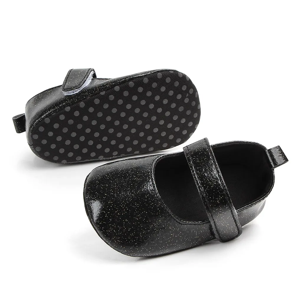 Кожаная обувь с блестками для маленьких девочек малышей повседневная на плоской