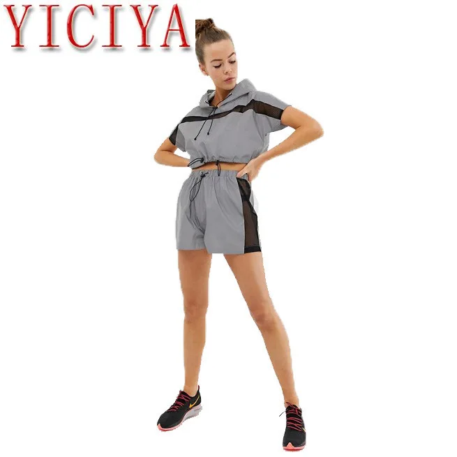 Женский светоотражающий костюм короткий топ с капюшоном и шорты комплект из 2