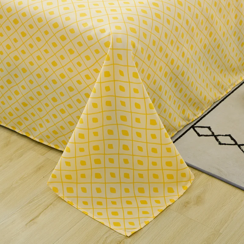 

Poly King ,Twin ,Full Size,4 Pieces Bedding Set 1 Duvet Cover ,2 Pillow Shams And 1 Bed Sheet Queen