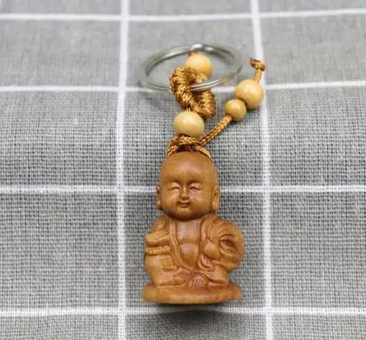 2020 hot seller Mahogany Three-dimensional Engraving Key Chain Lifelike Pendant Key Ring Jewelry Gift For Car Accessories
