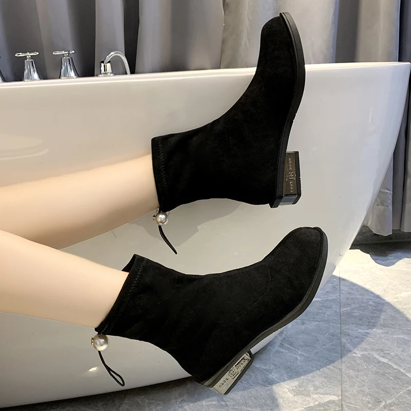 Повседневные Ботинки martin из флока женские ботинки на низком каблуке в Корейском