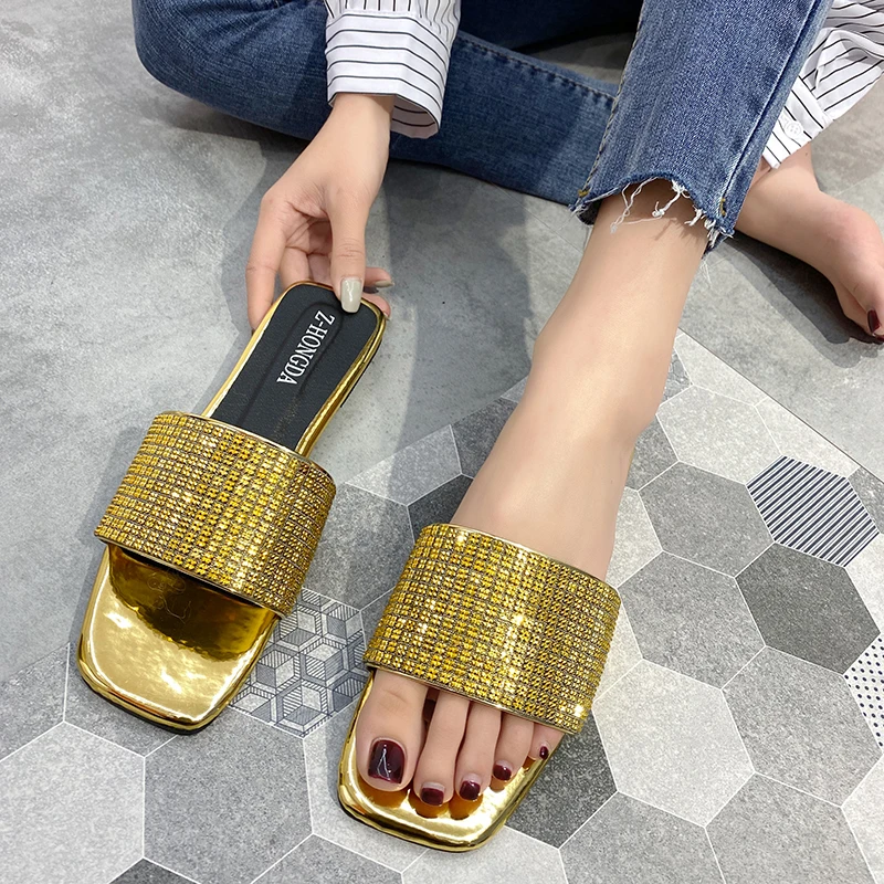

2021 New Brand Crystal Women Slippers Summer Beach Plus Size Rhinestone Ladies Outdoor Slides Flat Square Toe Female Slipper