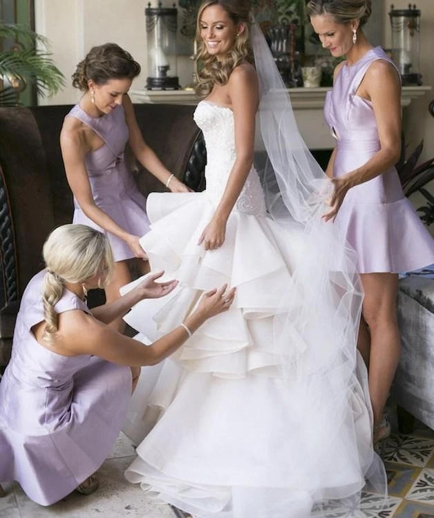 

YiMinpwp Lilac Short Mermaid Bridesmaid Dresses O Neck Mini Simple Garden Wedding Guest Party Gowns Maid of Honor Dress Cheap