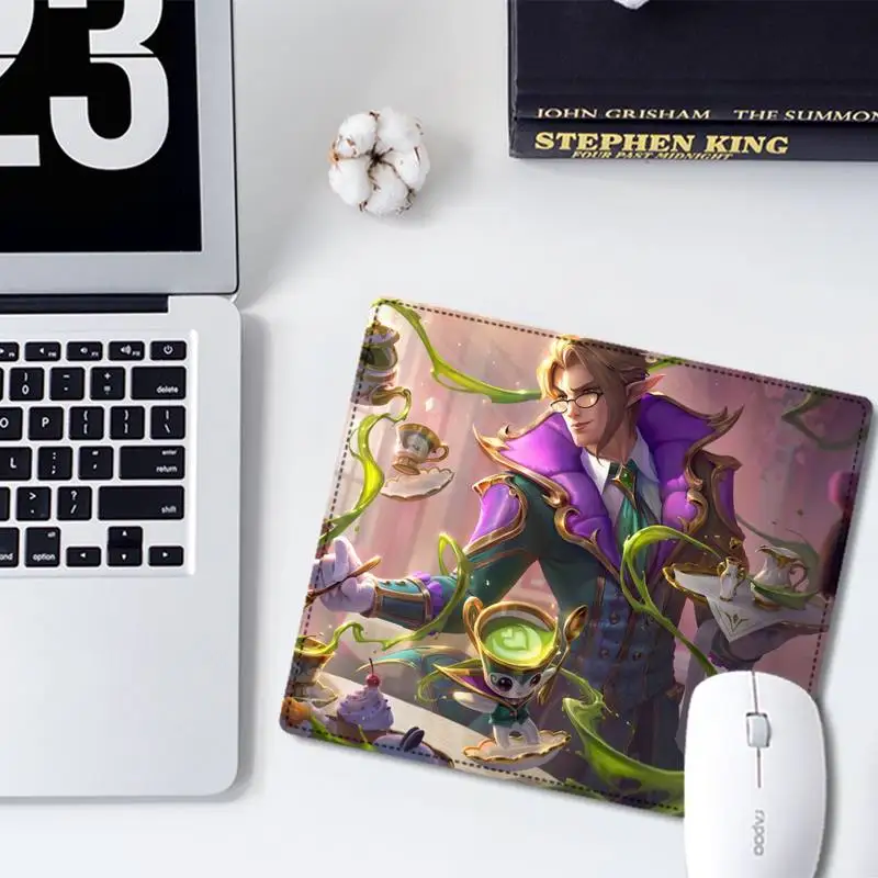 Недорогой коврик для мыши League of Legends резиновый маленького размера игровой плеер