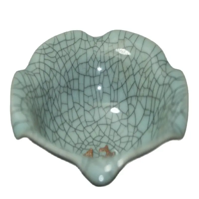 

Fine Old China Crackle Glaze Ceramic Old Porcelain Lotus Leaf Form Bowl