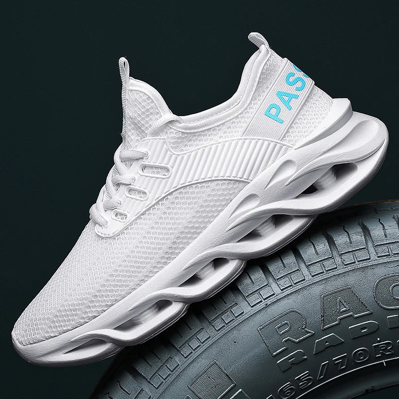 

Men Vulcanized Shoes High Quality Men Sneakers Slip On Flats Shoes Men Loafers Plus Size 38-44 Walking FlatKnit Breathable