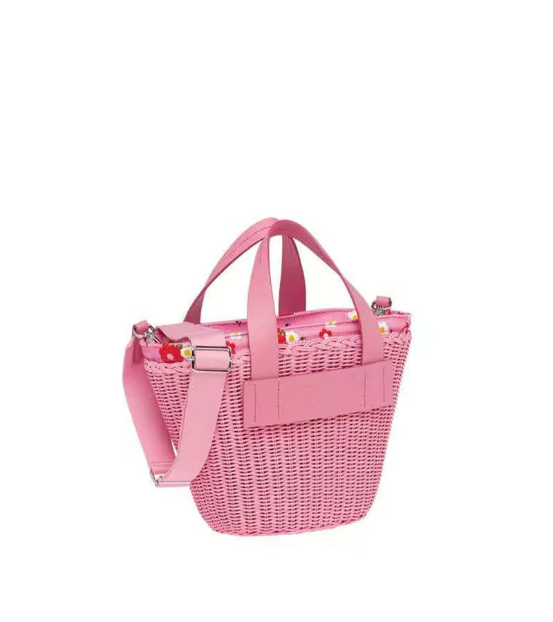 

2021 new women's casual vacation bag wind woven bamboo handbag woven Rattan bag beach bag girl summer super fire.