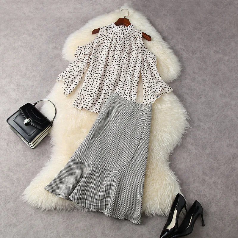 

New 2021 summer runway fashion women office 2 piece set designer cut out flare sleeve print chiffon tops and trumpet skirt suits