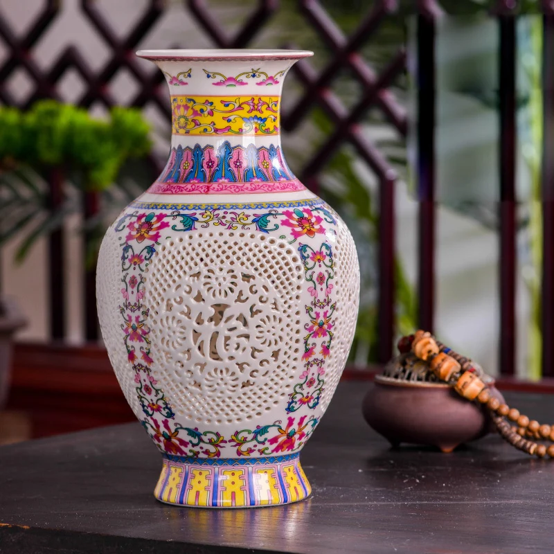 Качественная винтажная китайская керамическая ваза с отверстиями сине белая