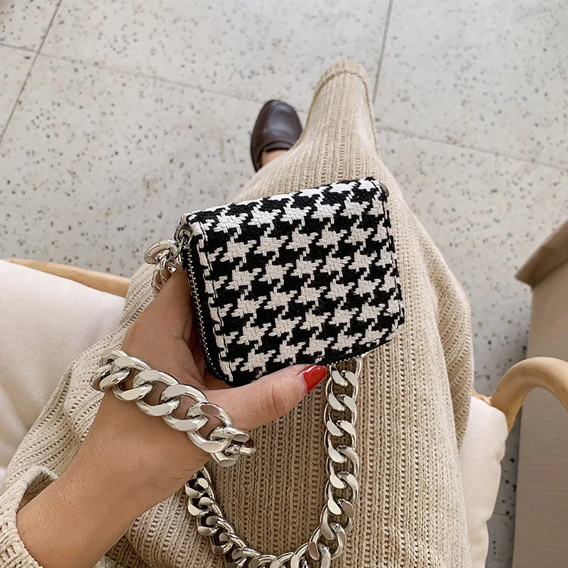 Дизайнерская Женская мини сумка на цепочке новинка 2019 мессенджер через плечо