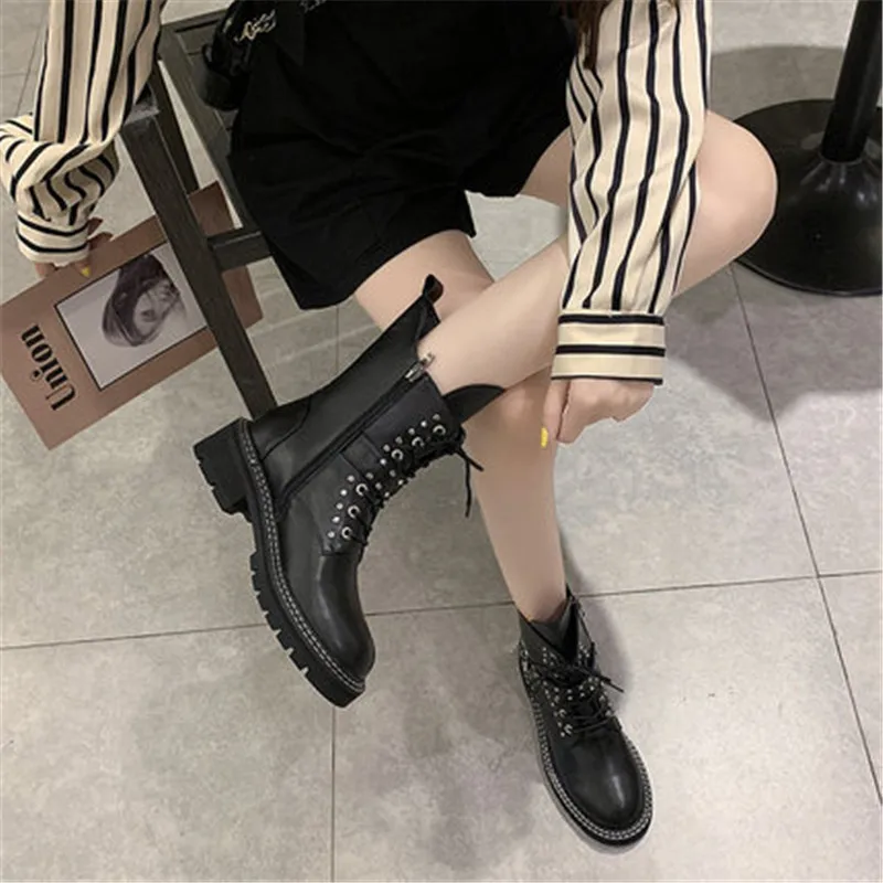 

Metal Buckle Ankle Boots For Women PU Leather Fashion Rivet Low Heel Shoes Female Punk Motorcycle Boots Autumn Martin Boots