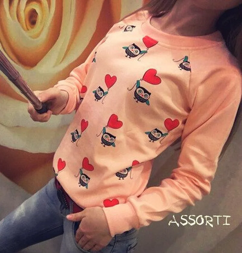 Женские толстовки с капюшоном сердечками и героями мультфильмов повседневные в