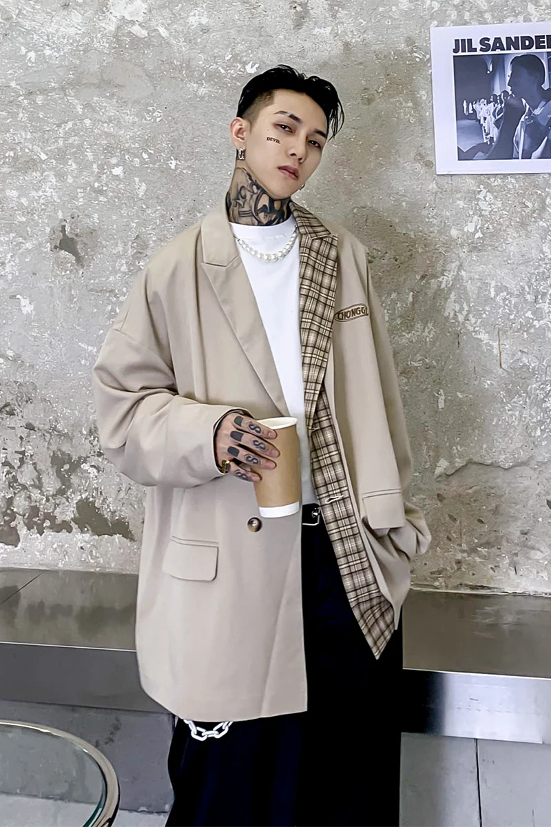 

S-XLJapanese stitching retro plaid suit jacket for men and women wind loose casual jacket small suit trend.