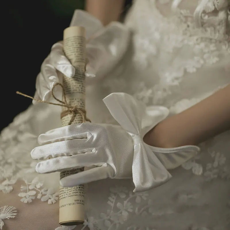 

Elegant Female Mittens 1 Pair Solid Color Soft Trendy Women Vintage Bowknot Full Finger Gloves Satin Bridal Wedding Gloves