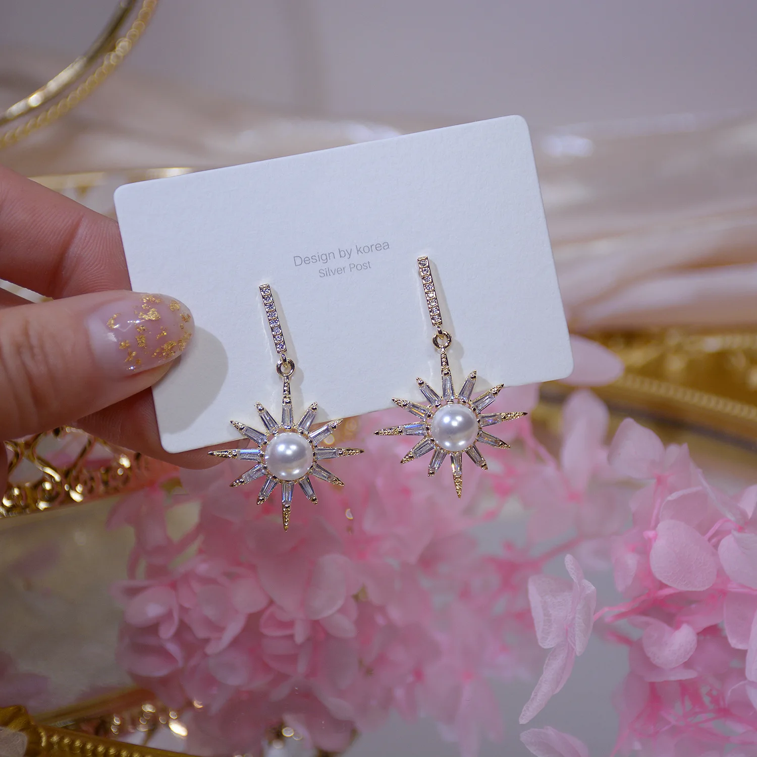 

Korean Style Sun Flower and Star Micro-inlaid Zircon Temperament Earrings For Women Long New Pearl Stud Earrings