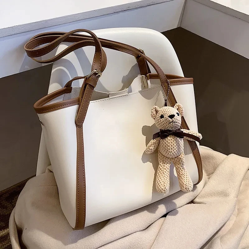 

Fashion Big Capacity Handbags Purse Women Shoulder Bag 2022 New Female Luxury Designer Casual Totes Ladies Travel Bags With Bear
