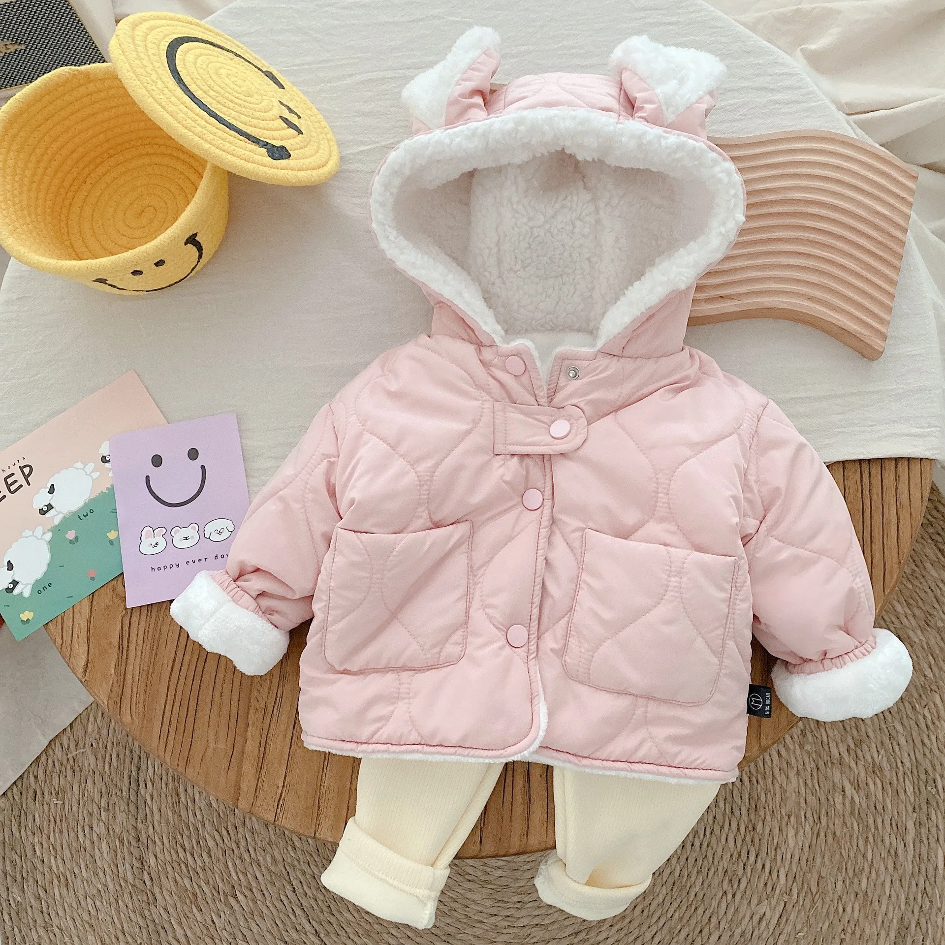 

WLG Kids Girl Winter Clothes Pink Solid Cartoon Style Velvet Thick Outerwear Baby Girl Cute Warm Coats