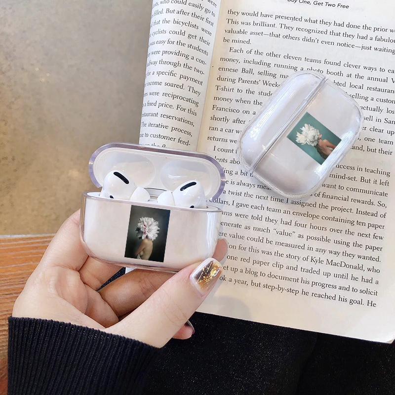 Чехол в стиле ретро с изображением цветов и иллюстраций для Airpods Pro прозрачный