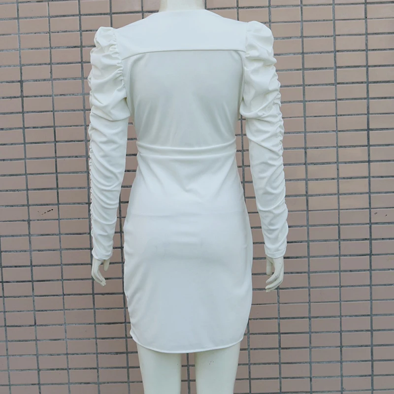 Женское асимметричное однотонное белое платье с длинным рукавом вечерние