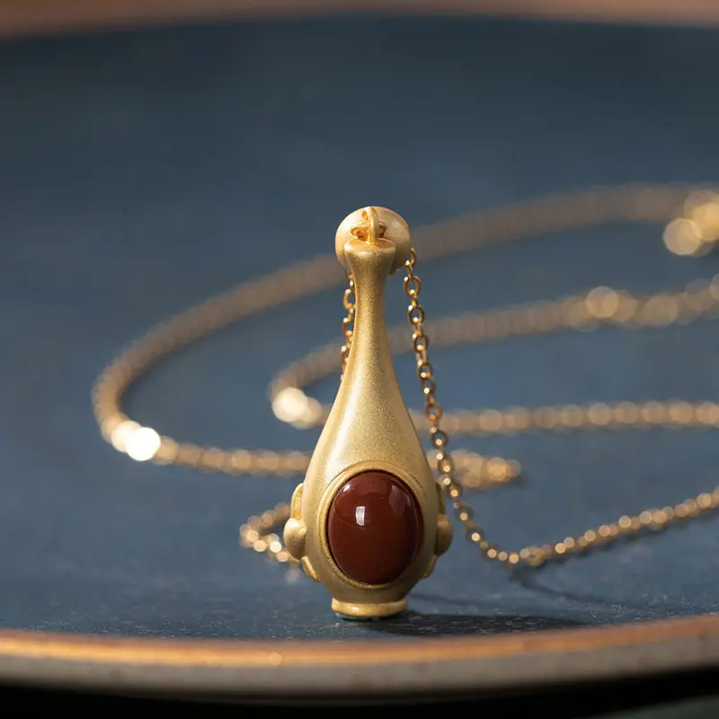 

Natural Khotan jade silver inlaid jasper wishing bottle pendant necklace niche design Chinese retro women's brand jewelry