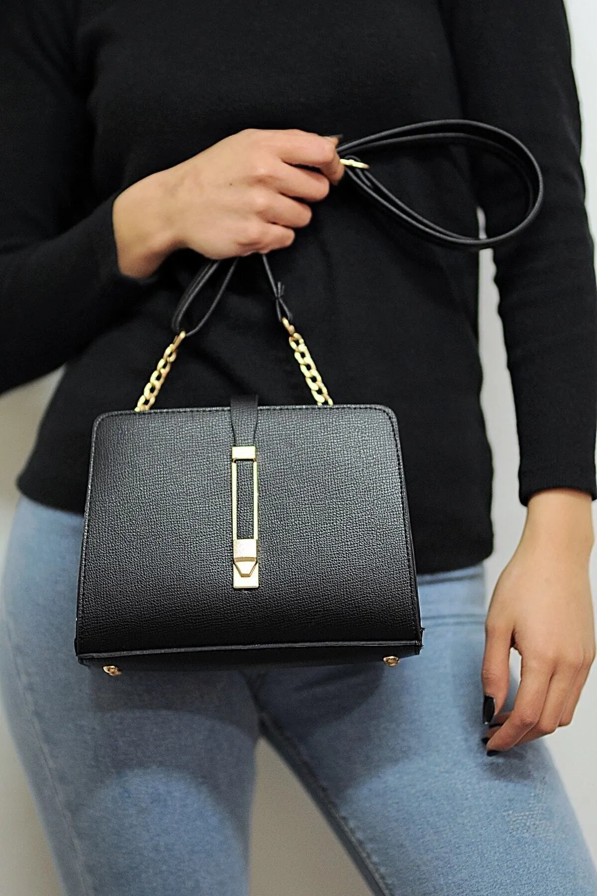 

Женская Черная элегантная и удобная сумка для девушек, женская элегантная стильная повседневная сумка через плечо высокого качества, Модна...