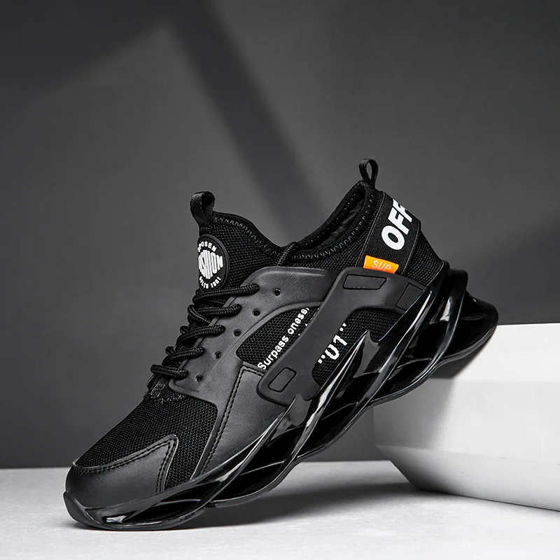 Мужские кроссовки для бега Blade 2020 новые модные тренды Летние черные дышащие
