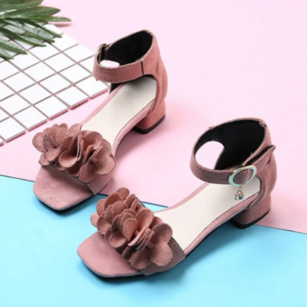 

Kids Sandals Girls Summer Flat Shoes Korean Princess Beach Shoes Toddler Sandals Fashion Non-slip Buckle Design