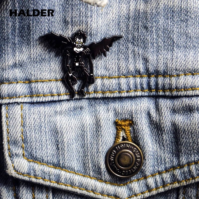 BR0041 halder Аниме смерти Примечание рюуку металлические броши булавки на лацкан Рюкзак украшения из ткани бижутерия вечерние аксессуары подарок