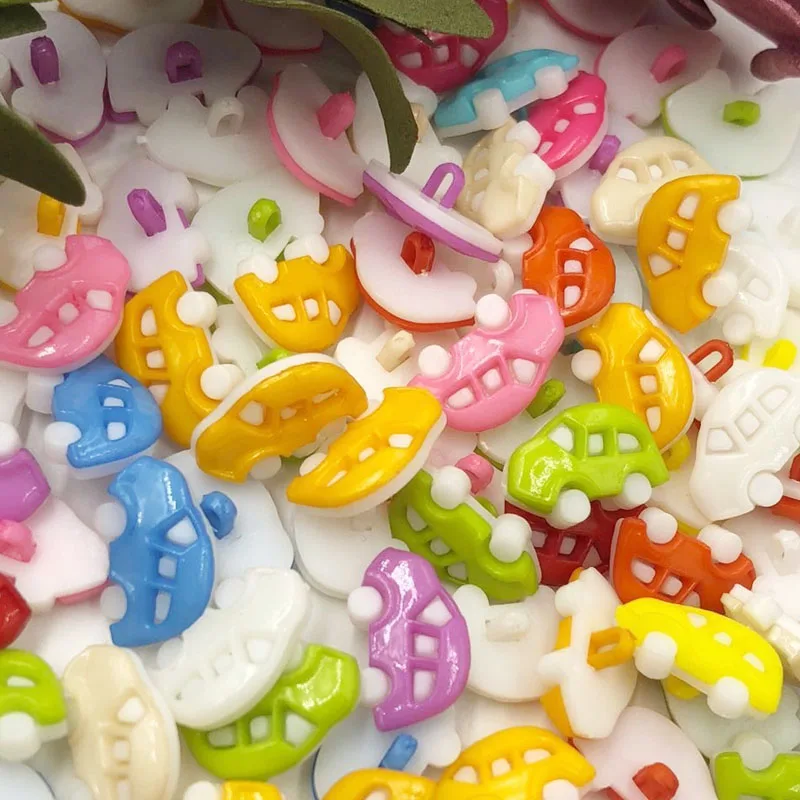 50 шт., пластиковые пуговицы PT87