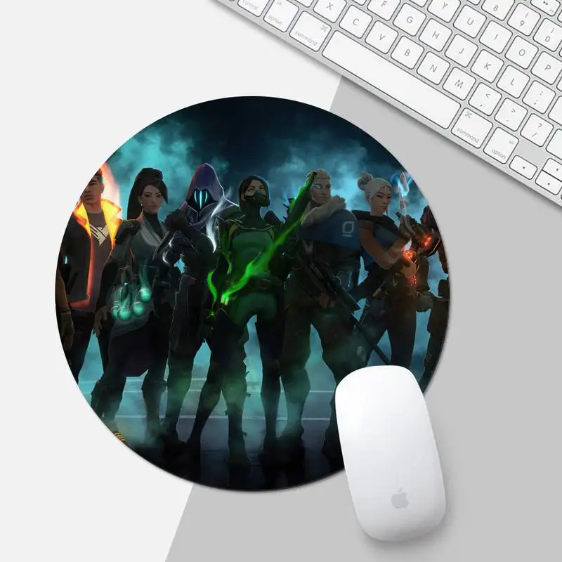 

gaming girl Valorant Gamer Speed Mice Retail Small Rubber Mousepad Mouse pad Desk Protect Game Officework Mat