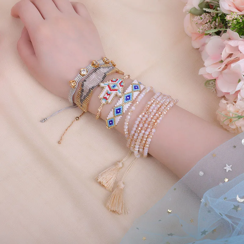 Женский браслет в стиле бохо с розовыми сердечками браслеты ручной работы