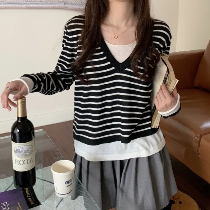 

Женская футболка с длинным рукавом, в полоску