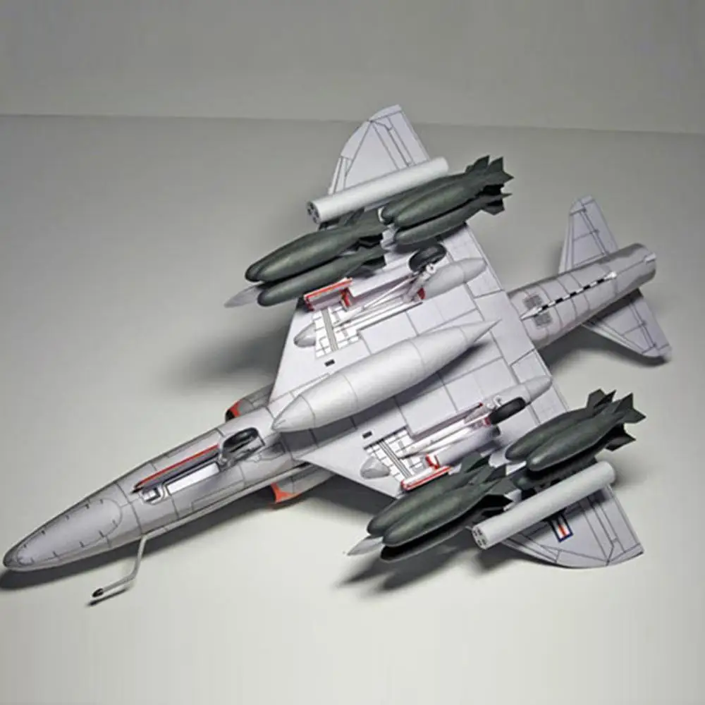 1:33 США Строка самолета Skyhawk Diy Имитация бумажная Военная образовательная